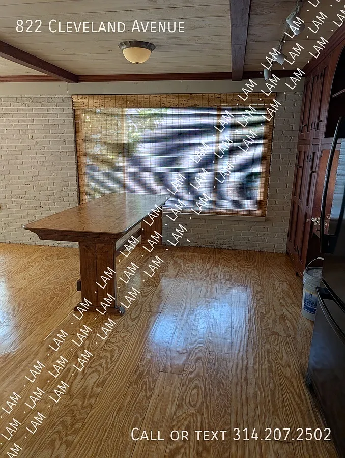 3 bed 2 Bath Available Rent — Photo 2