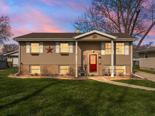 1130 N Dwiggins St, Griffith, IN 46319