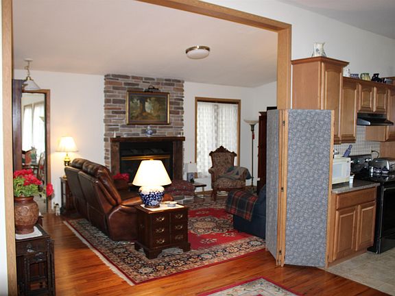 3rd image of 2111 1st Dr