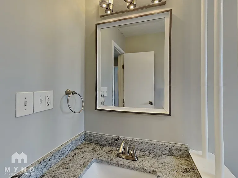 1349 Westshire Rd — Photo 11