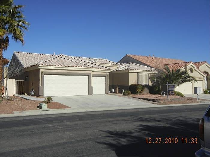 1st image of 9240 Desert Village Ave
