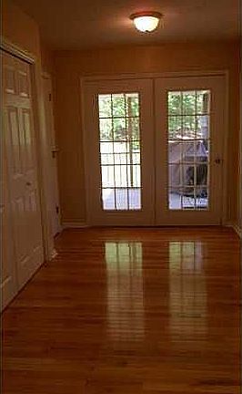 5th image of 9816 Autumn Glen Dr