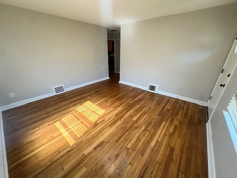 7620 Stanwood Dr — Photo 2