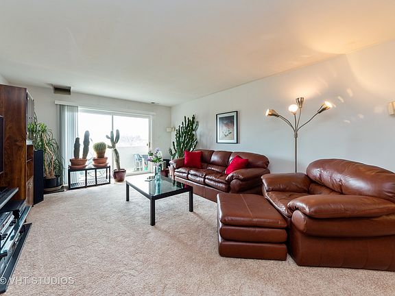 3rd image of 3300 Carriage Way Dr #310