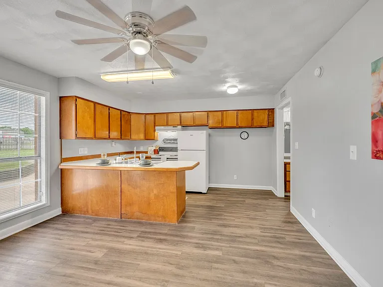 The Woods Apartments — Photo 17