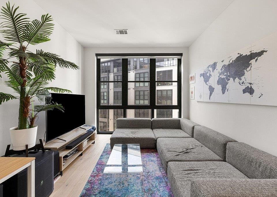 1st image of 800 Embassy Dr APT 413