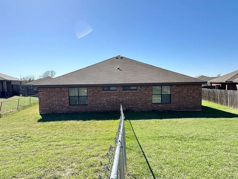 3105 Dannen Court — Photo 31