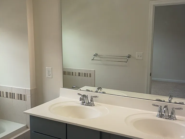 3560 Fort Lincoln Dr NE — Photo 12