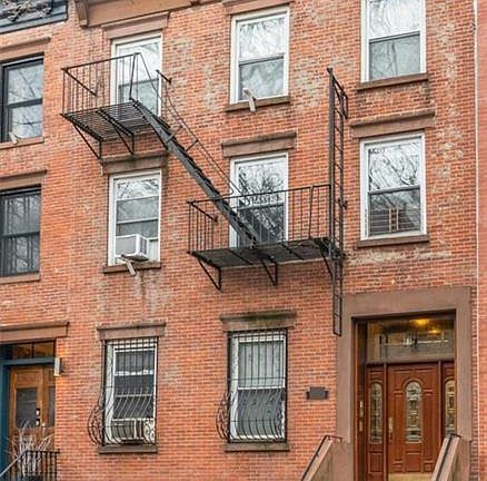 2nd image of 42 Douglass St