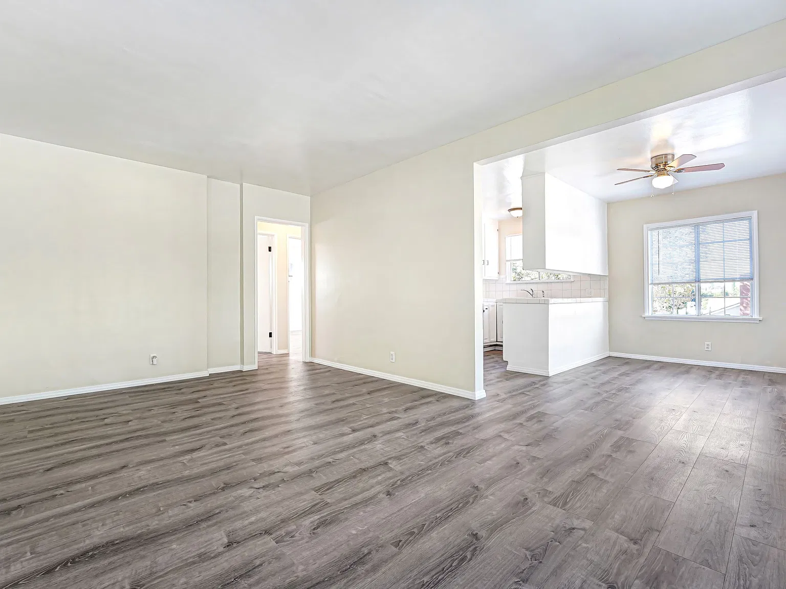 7302 Vista Del Monte Ave — Photo 1