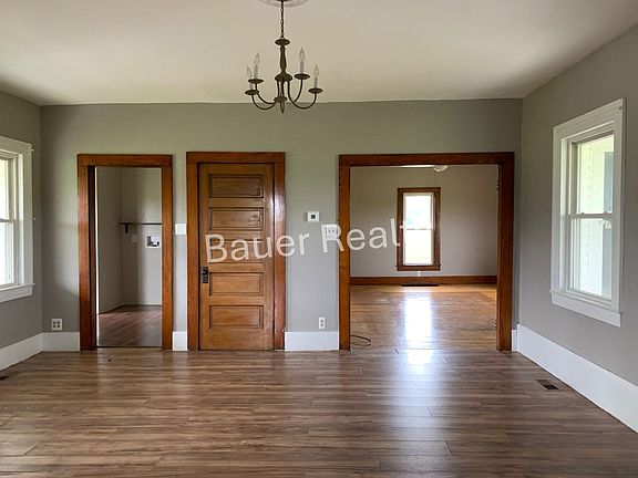 4th image of 1427 Township Road 608