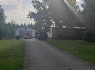 6540 White Creek Rd, Marlette, MI 48453