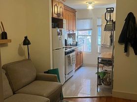 239 N 5th St