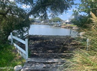 270 Little Kinston Rd, Surf City, NC 28445