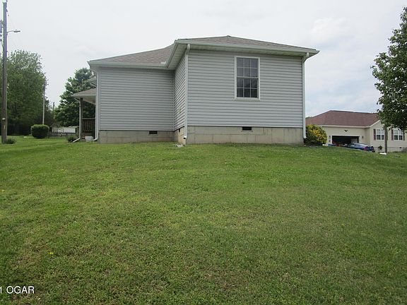 2nd image of 1347 Sunrise Dr
