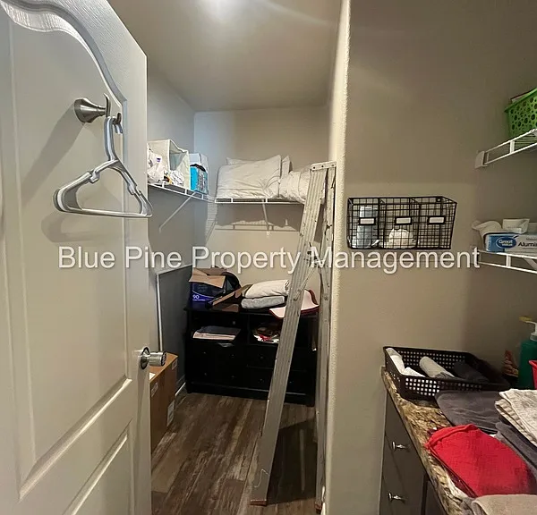 128 N 4 W — Photo 10