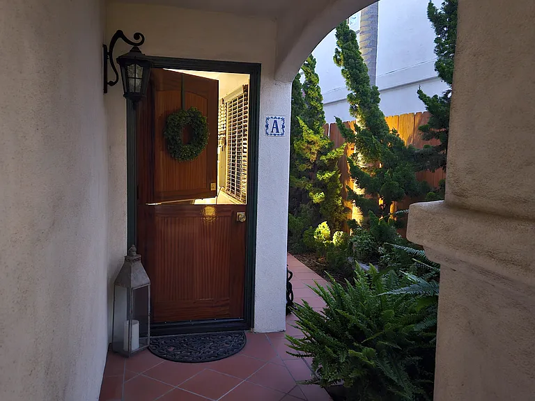 1002 El Prado #A — Photo 3