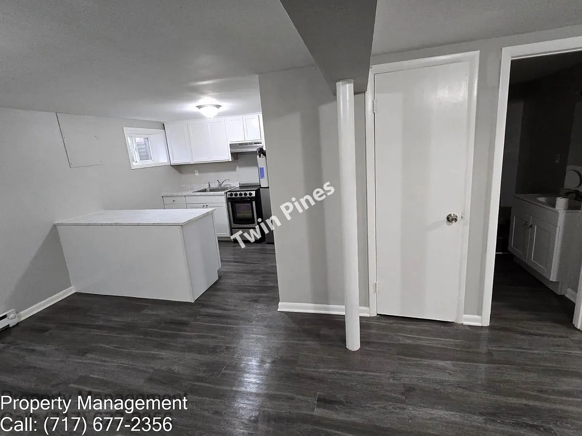 Building Photo - 4345 Carlisle Pike #C12