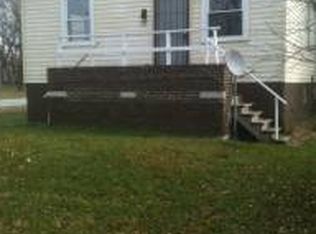 1701 Hendricks St, Gary, IN 46404