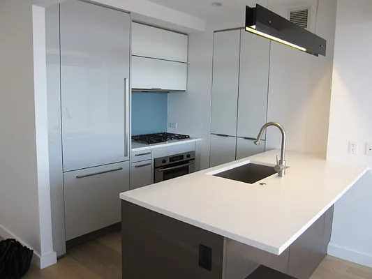 Rented by Sotheby's International Realty | media 16