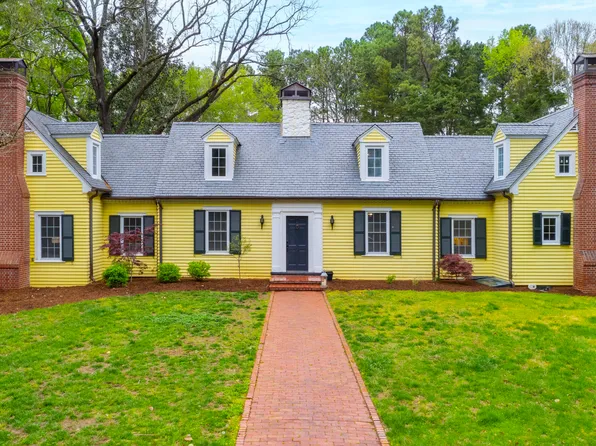 610 Greenwood Rd, Chapel Hill, NC 27514