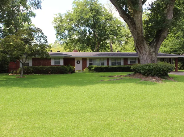 419 Bayou Oaks Dr, Monroe, LA 71203