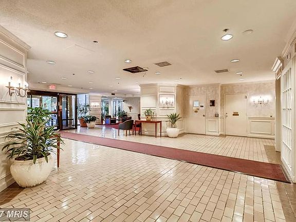 2nd image of 15101 Interlachen Dr APT 320