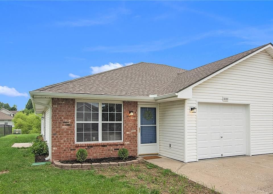 1st image of 1020 Christie Ln