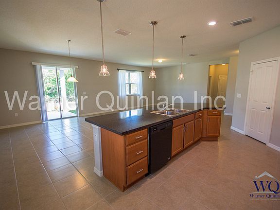 3rd image of 2906 Boating Blvd