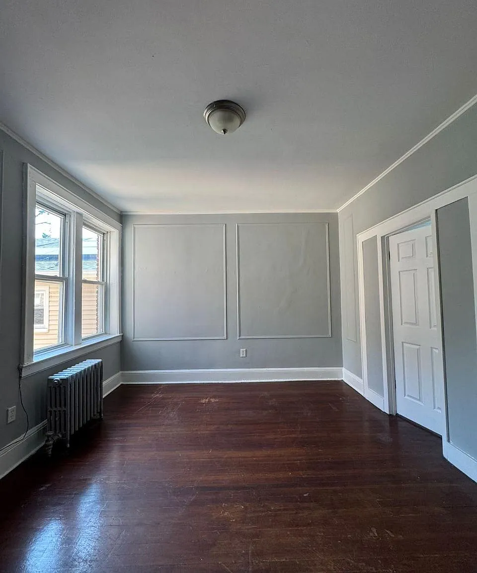 2 bed, $2,000 — Photo 2