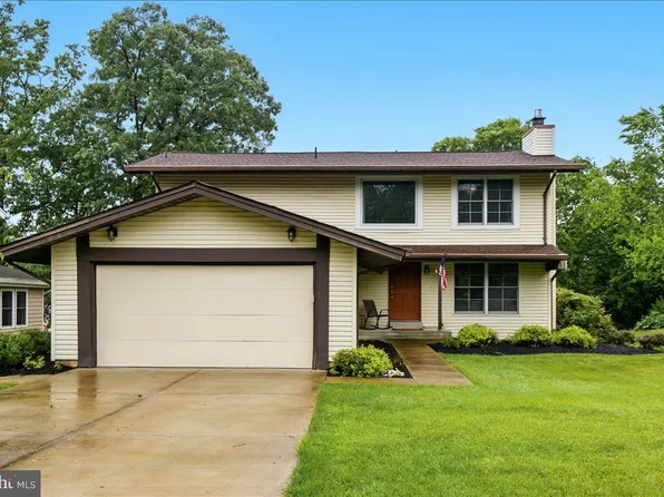 123 Evergreen St, Sterling, VA 20164