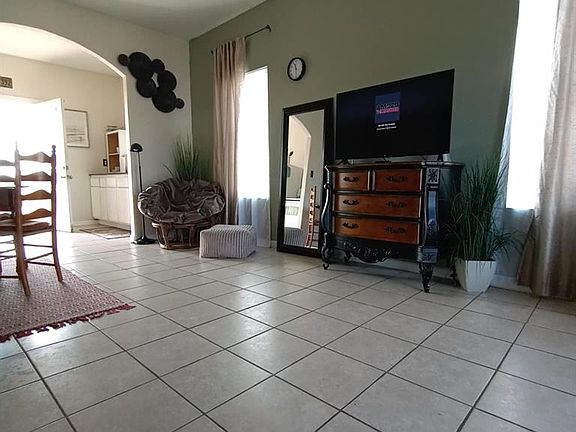 5th image of 2365 Avenue D