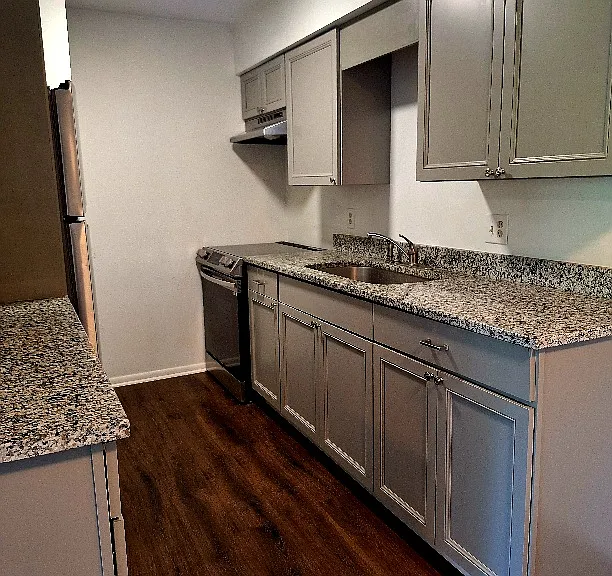 325 Cherrydale Ave #11 — Photo 7