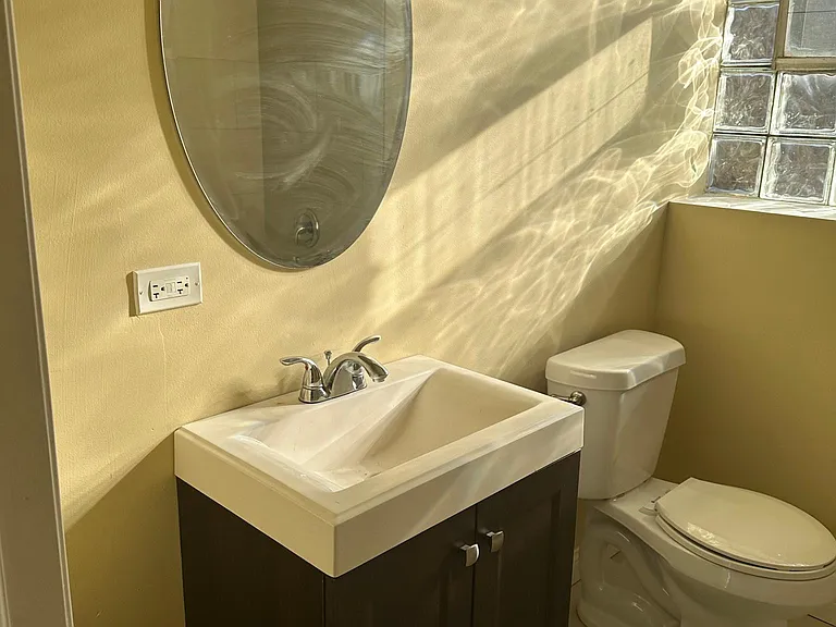 720 N Homan Ave #2 — Photo 16