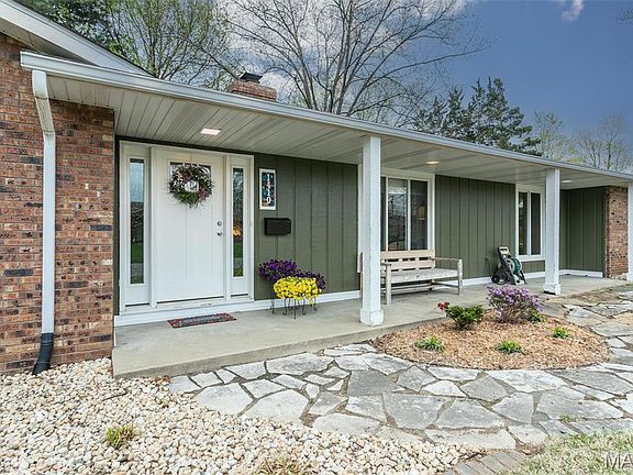 5th image of 1410 Desoto Dr