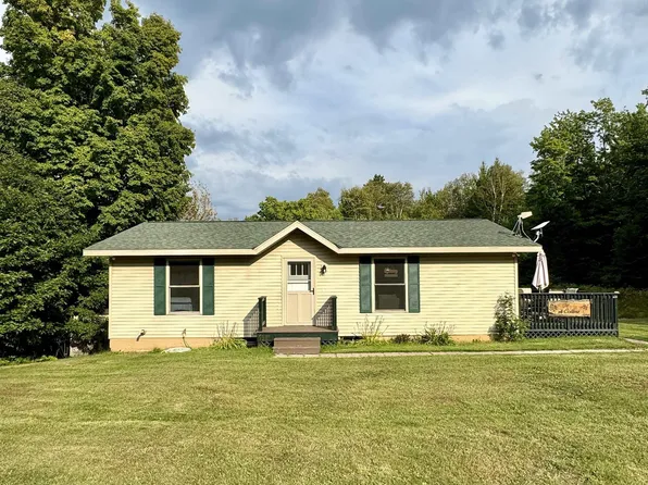 328 North Rd, Negaunee, MI 49866