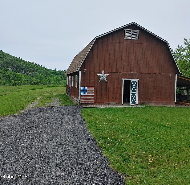 3rd image of 749 State Route 9N