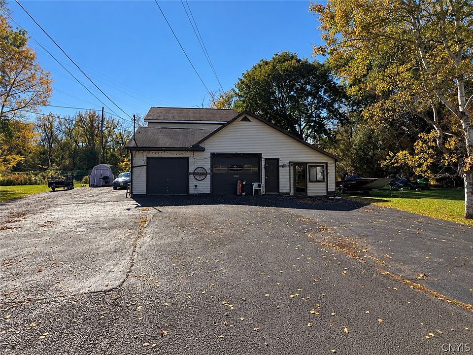 1st image of 9068 River Rd