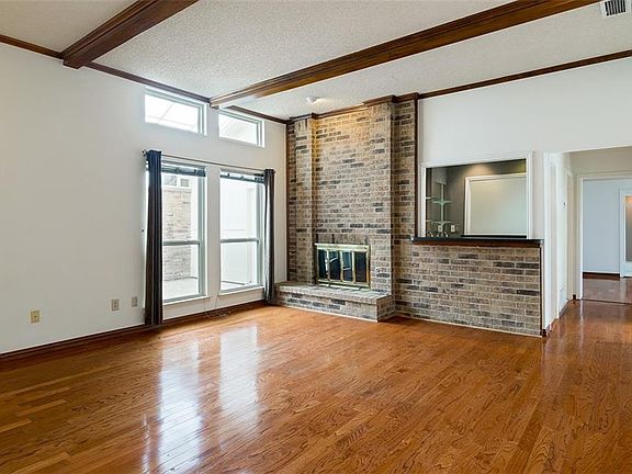 5th image of 12926 Chandler Dr