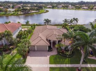 11710 Paradise Cove Ln, Wellington, FL 33449