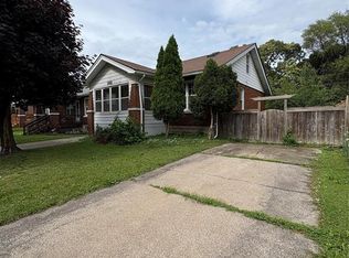 1002 Dawson Rd, Windsor, ON N8Y 4A4