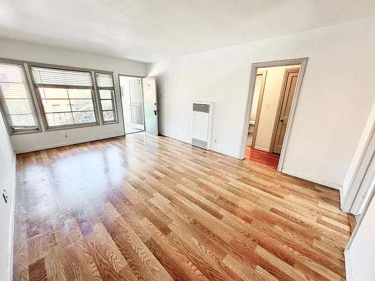 6100 Glen Alder St — Photo 51