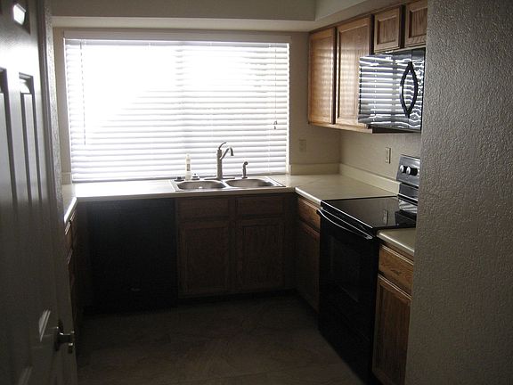 5th image of 10913 E Hope Dr