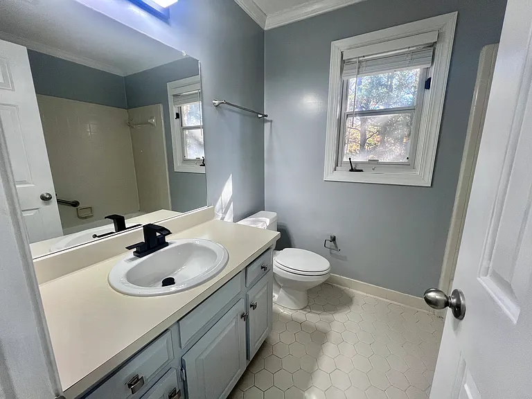 2nd Full Bathroom-Upstairs