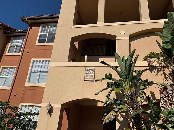 4th image of 5578 Metrowest Blvd #1208