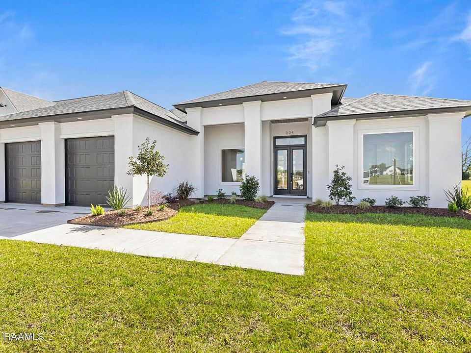 1st image of 304 Abercrombie Way
