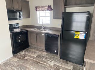 1290 North Rd #9, Groton, CT 06340