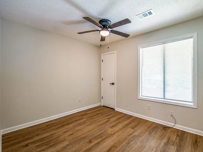 108 Summerwood Dr — Photo 15