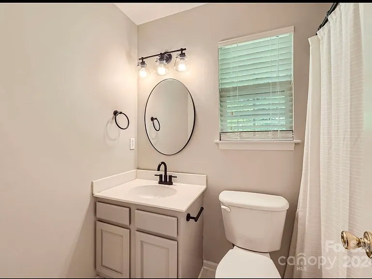 5424 River Falls Dr — Photo 17