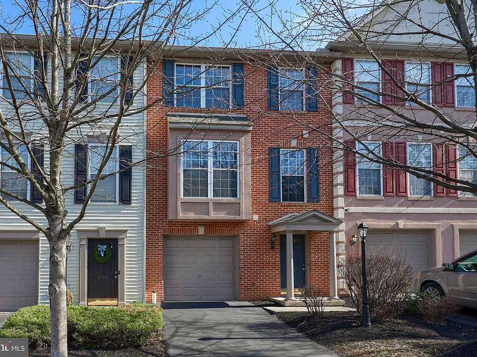 1st image of 211 September Way